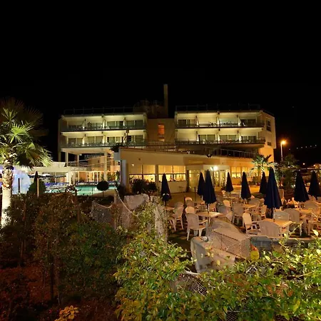 Seapark Hotel 4*